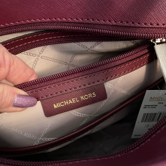 Michael Kors Eva Lightweight Nylon and Leather Small Tote Bag in Dark Berry NWT - Picture 9 of 10